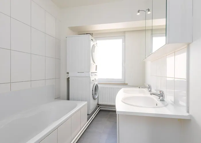 Lecomte - The Shoreline Kursaal 65 Ostenda